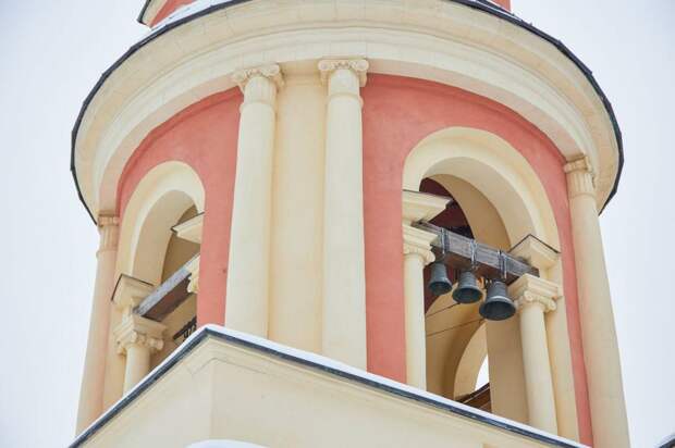 Завершена реставрация храма Живоначальной Троицы в усадьбе Свиблово