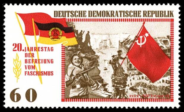 75 лет назад над Рейхстагом водрузили Знамя Победы, изображение №14