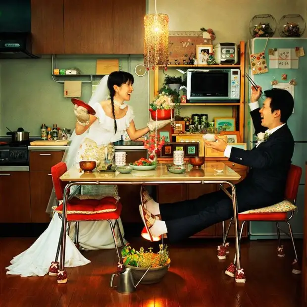 Ключ к познанию внутреннего мира: фотограф снимает людей в окружении их личных вещей