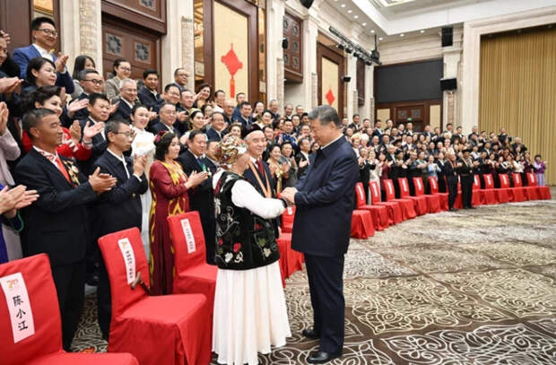 В Китае вышел документальный фильм о государственном управлении Си Цзиньпина в 2025 году