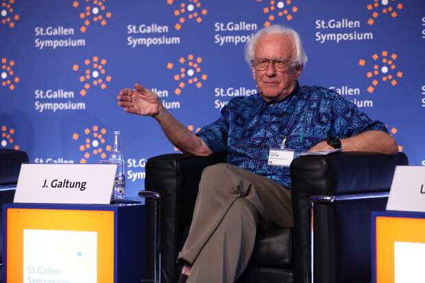 Норвежский "Нострадамус": Доллар не доживет до середины века, а новый банковский мир создадут 4 страны