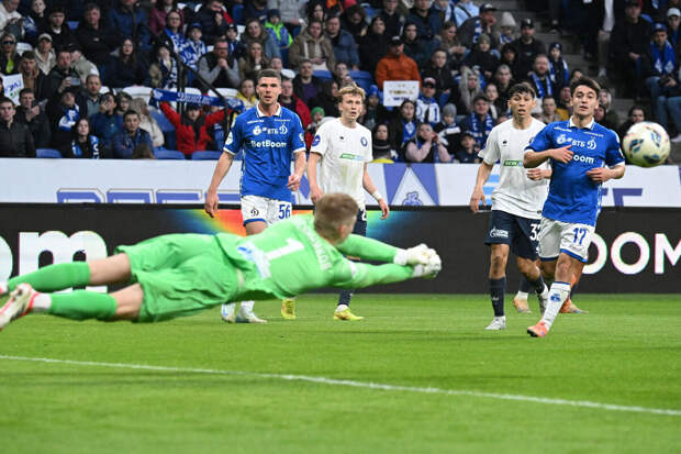 Тренер "Оренбурга" Ахметзянов восхитился нападающим "Динамо" Тюкавиным