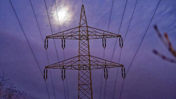 СМИ: Словакия остановила поставки электричества на Украину