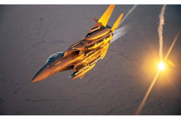 Сенсационный «недружественный огонь»: Три американских истребителя F-15E над Кувейтом сбила ПВО Ирана