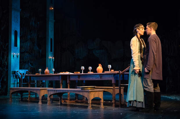 Сцена из спектакля «Посадник»