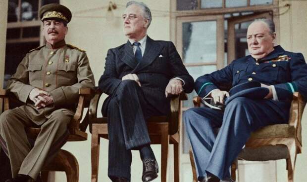 Ялтинская встреча Сталина, Рузвельта и Черчилля