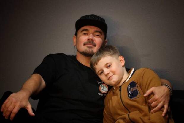 Олег Михайлюта с сыном Никитой