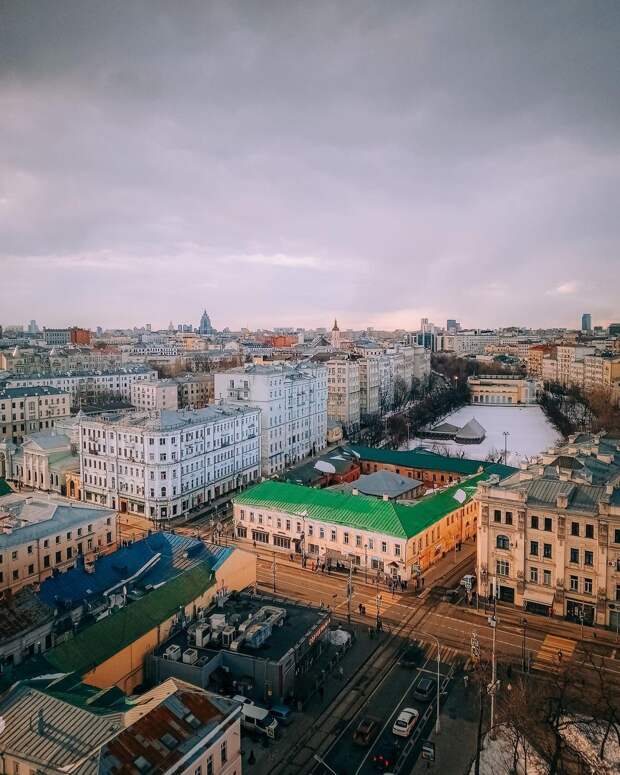 Архитектура и пейзажи Москвы на снимках Ильи Воробьева