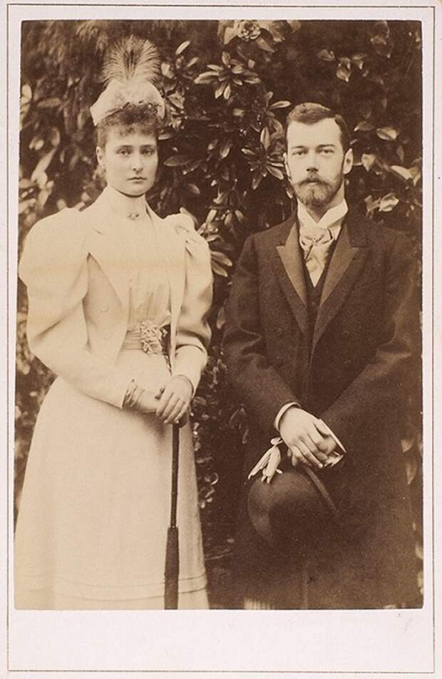Цесаревич Николай и принцесса Аликс в апреле 1894 года