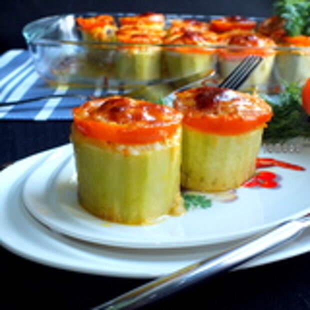 Кабачки фаршированные грибами и рисом