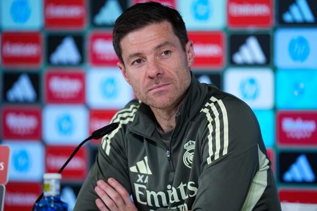 «Реал» отправил в отставку Хаби Алонсо и назначил главным тренером Арбелоа