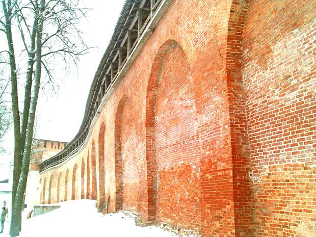 Зимний Новгород. Дневная прогулка вдоль заснеженных стен крепости. Красота великого города.