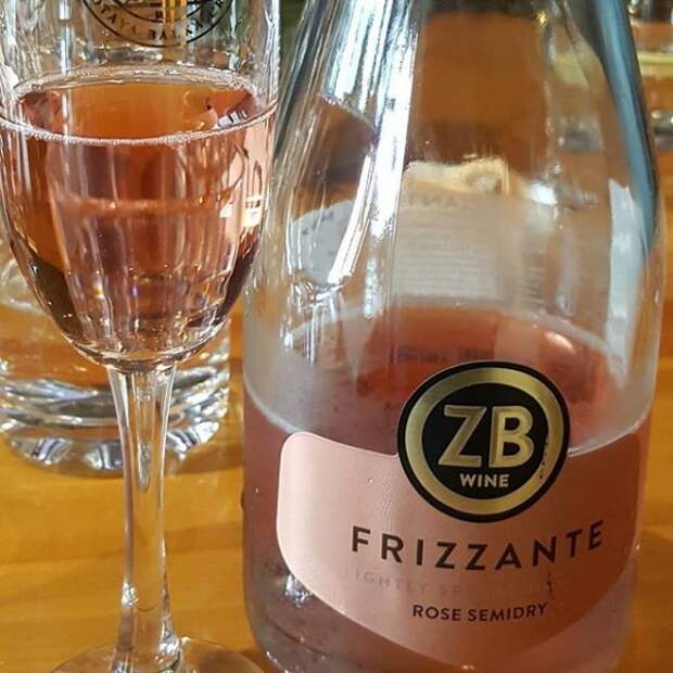 Премьера ZBwineFrizzante на конкурсе «Южная Россия» увенчалась Золотой медалью