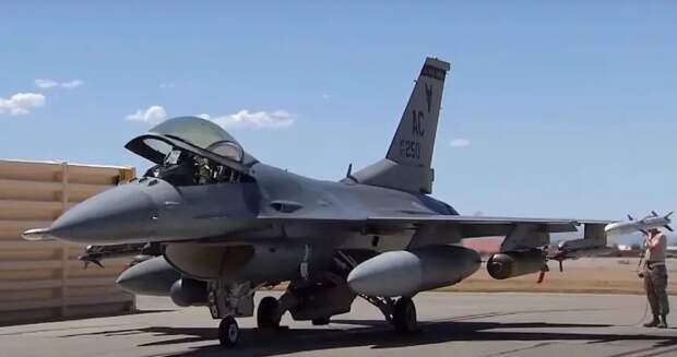 The Guardian: F-16 будут защищать Харьков от авиаударов российскими КАБами