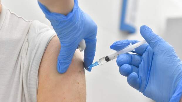 Власти Приморья увеличат число пунктов вакцинации от COVID-19