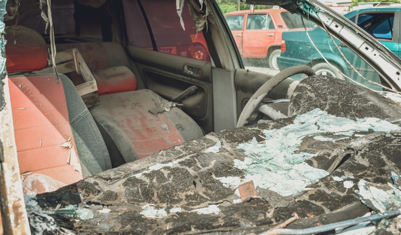 Автомобиль с двумя пассажирами сгорел в Нижнем Новгороде