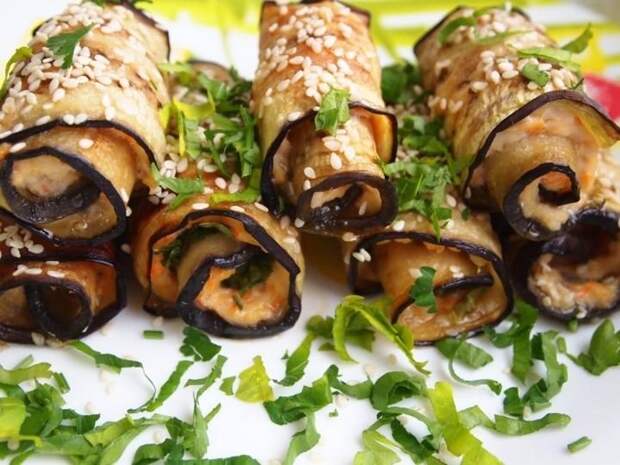6 вкусных способов приготовить рулетики из баклажанов