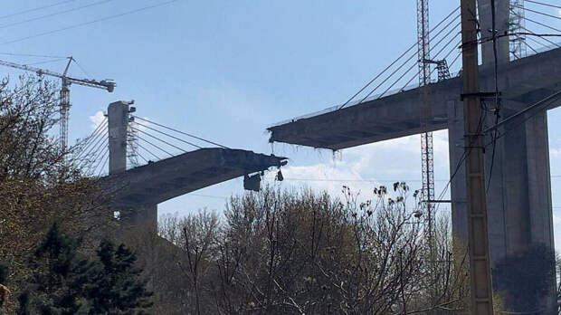 Восемь человек погибли и 95 пострадали при ударе США и Израиля по мосту в Иране