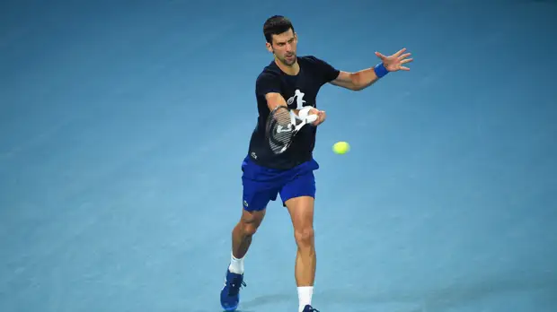 Джокович проигнорировал болельщиков и СМИ по возвращении в Белград