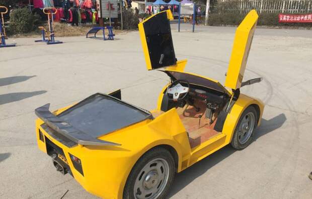 Дедушка собрал своему внуку мини-суперкар Lamborghini Дедушка собрал своему внуку мини-суперкар Lamborghini