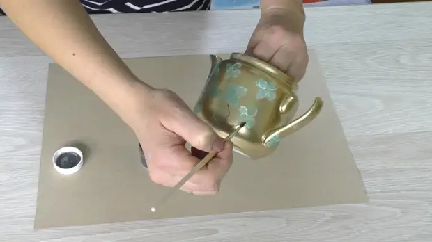 Не выбрасывай старые заварники. Посмотри идею - Сам себе мастер ...