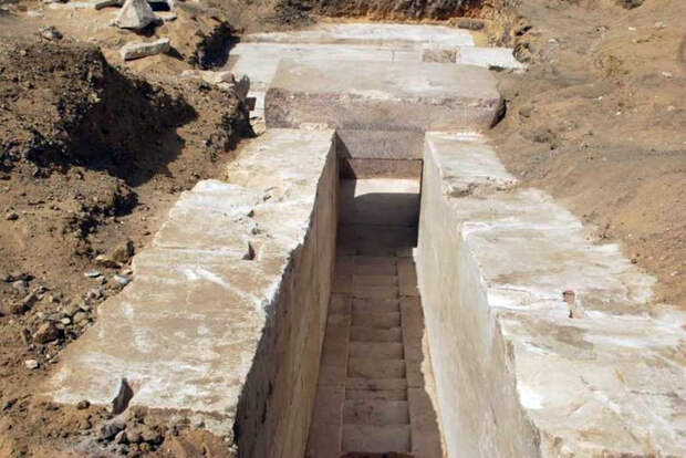 Обнаружена старая пирамида возрастом 3700 лет