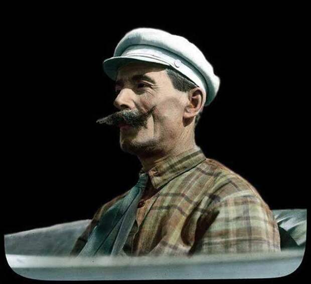 Усы вразлет