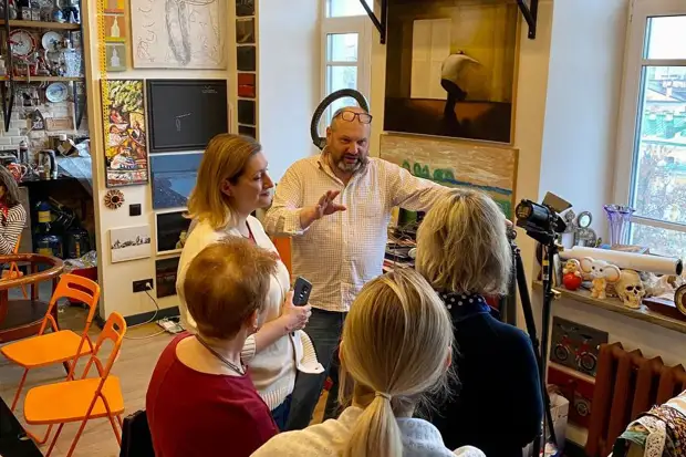 Петербуржцев приглашают на квартирник к Молодковцу — фотографу Эрмитажа и коллекционеру