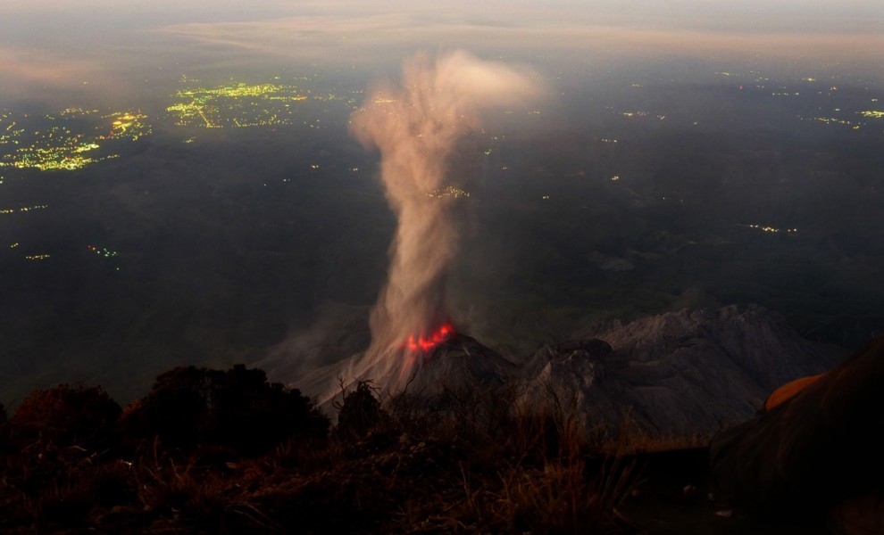 volcano01 volcano01 Вулканическая активность в 2012 году
