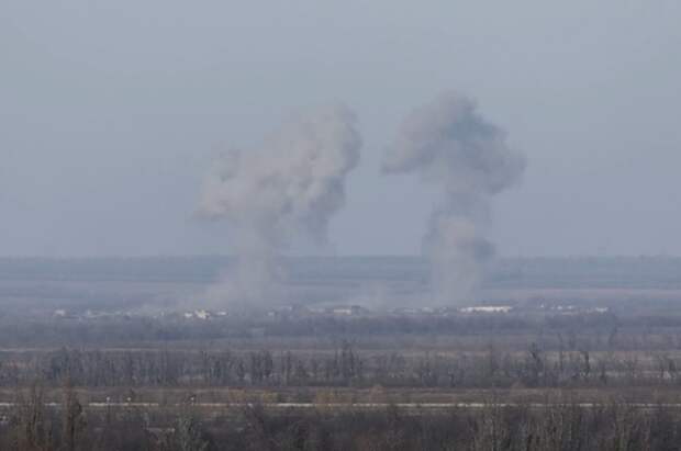 Подполье: армия России ударила по аэродрому и складам на западе Украины