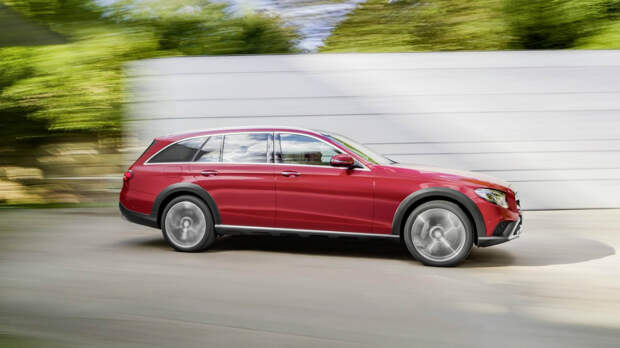 Премьера Mercedes-Benz E-Class All-Terrain состоится в Париже. Фото 1