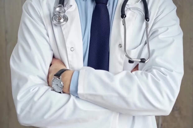 В Рязани мальчик проглотил батарейку и получил ожог пищевода