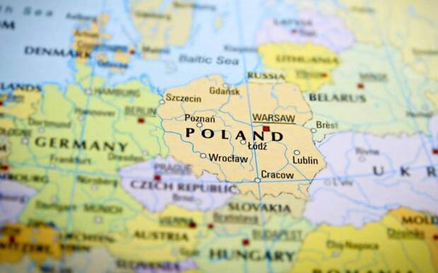 Польша пригрозила «равным ответом» Москве за закрытие консульства в Смоленске