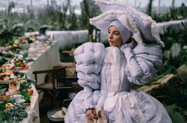 Фильм «Алиса в стране чудес» стал одним из самых популярных на каникулах