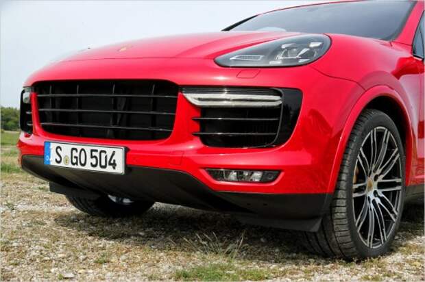 Тест-драйв: BMW X5 M против Porsche Cayenne Turbo S