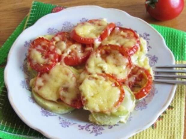 Вкуснейшие кабачки с помидорами и сыром в духовке