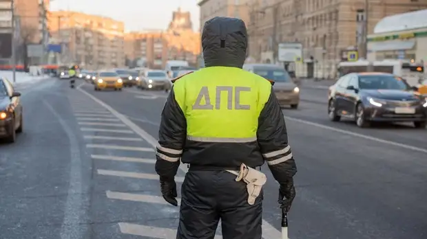 Центр Москвы открыли для проезда автомобилей