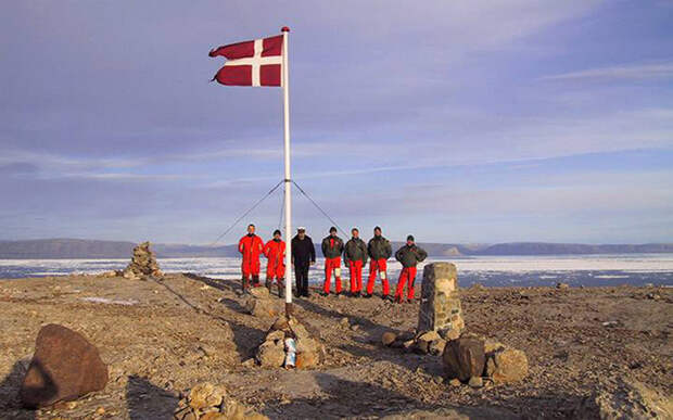 Датская команда на острове Ганса.