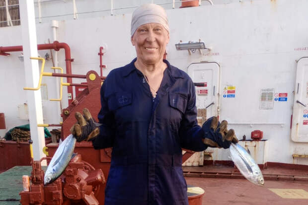 «Когда меня все бесят, я смотрю вас» Миллионы людей полюбили блоги поваров, библиотекарей и заводчан. Чем они покорили россиян?