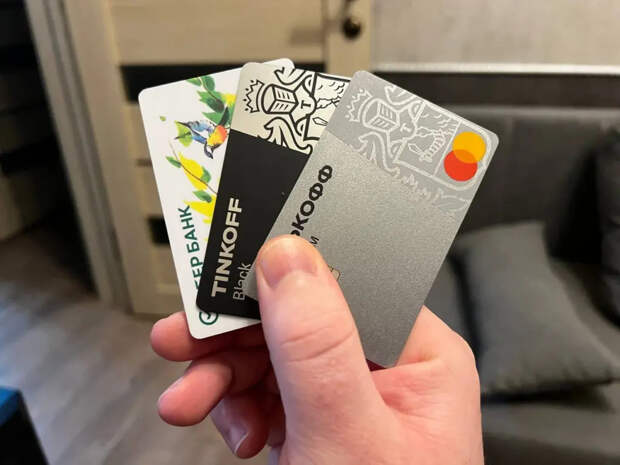 Срочно для пенсионеров: с 1 апреля карта «Мир» лишит вас бесплатного проезда — как этого избежать