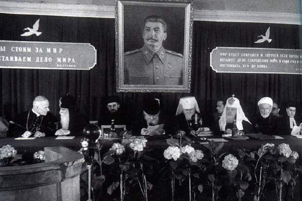 Неизвестный Сталин и рост при нём количества приходов РПЦ