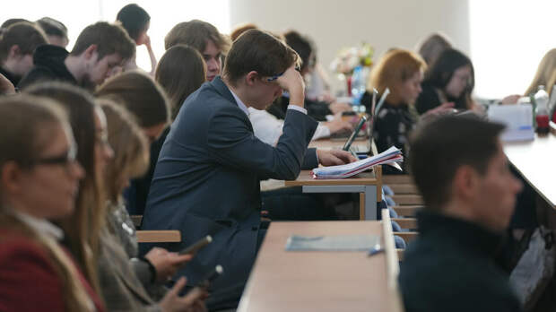 У каждого четвертого первокурсника в России низкая психическая устойчивость