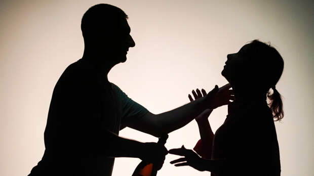 В Краснодаре мужчина превратил жизнь экс-супруги в кошмар наяву из-за квартиры