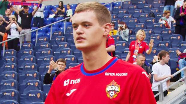 Футболист Агапов, задержанный в Уфе, рассказал свою версию событий: «Подумала, что он бомж или наркоман»