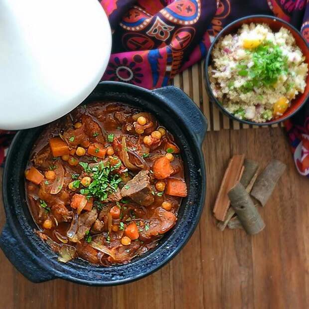 Рагу с курагой. \ Фото: feed-your-sole.com.