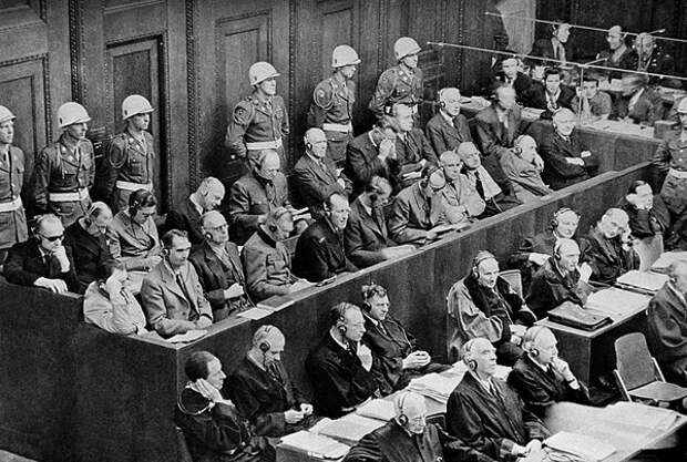 Начало Нюрнбергского процесса — суда над военными преступниками Третьего рейха