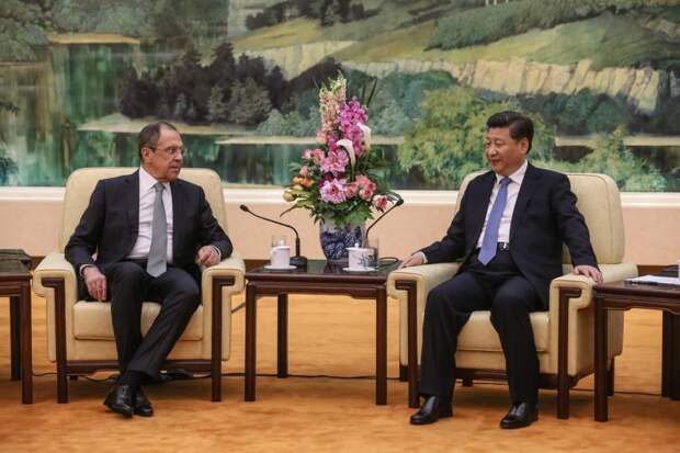 Си Цзиньпин призвал Россию и Китай вместе защищать международное право.