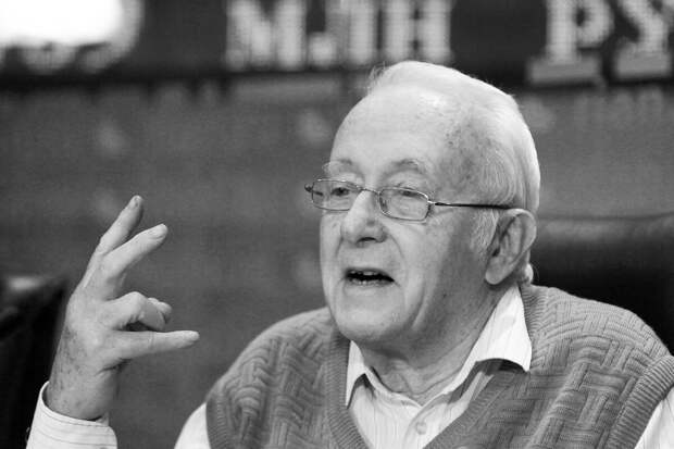 Скончался писатель и историк Рой Медведев