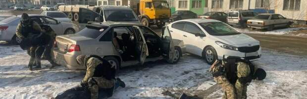 Четверых домушников задержали в Алматы. Видео