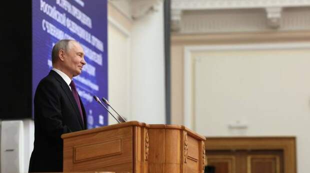 Путин встретился с представителями коренных малочисленных народов